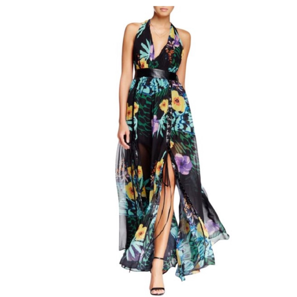 TOV Floral Dress! ♥️